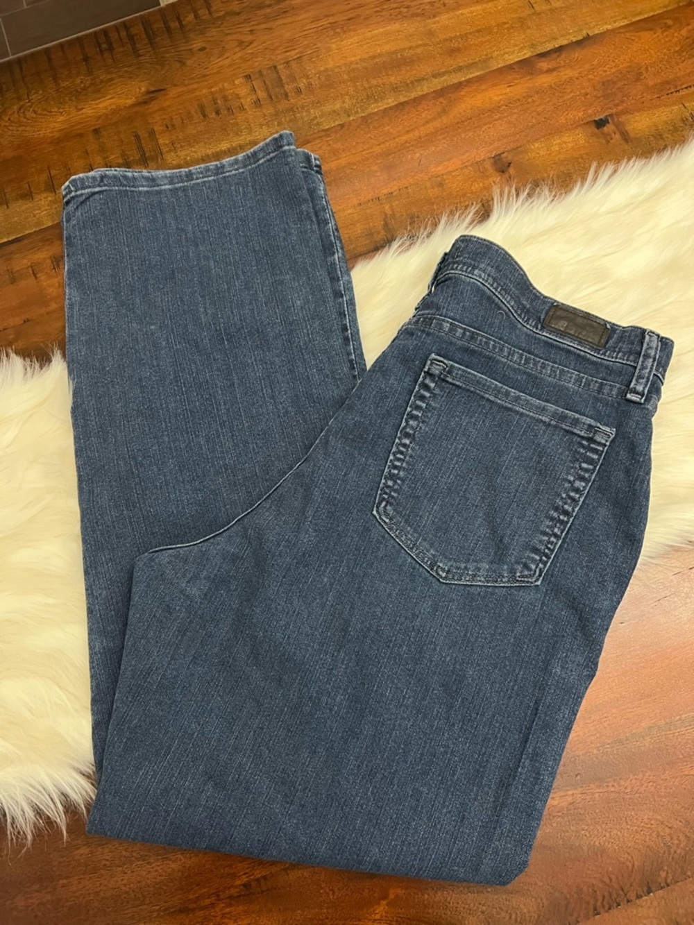 Lee Classic Fit Jeans Women’s 16 Short Dark Wash Straight Leg Stretch Denim